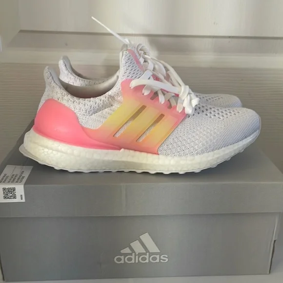 adidas gazelle silver green womens adidas Ultraboost 5.0 DNA Shoes Wonder Mauve